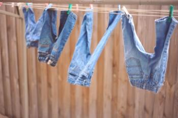 Cómo lavar los jeans para que no se derritan y no se sienten.