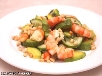 Рецепта: Салата от пъпеш от авокадо и скариди