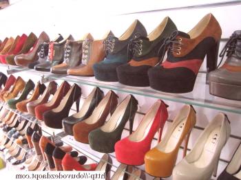 Zapatos de mujer de moda - cómo elegir un modelo adecuado