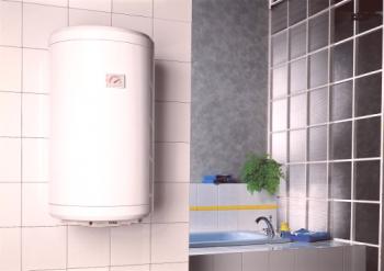 ¿Cómo conectar correctamente la caldera al suministro de agua?