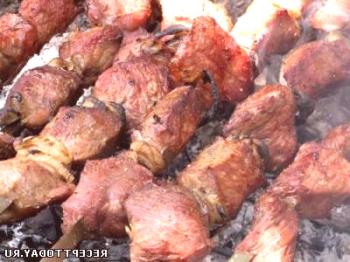 Рецепта: Шиш кебап от свинско месо в майонеза
