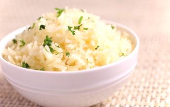 Kako kuhati riž na prilogi, tako da je puhasto