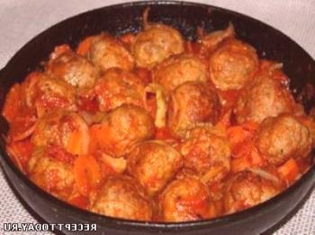 Recept: mesne kroglice v paradižnikovi omaki