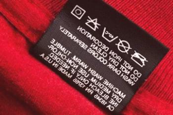 Insignias para ropa en decodificación de ropa.