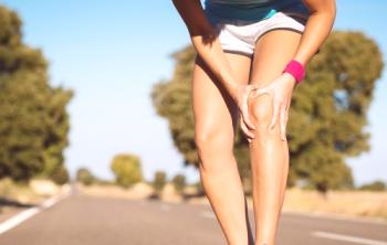 Kaj lahko povzroči artritis kolenskega sklepa?