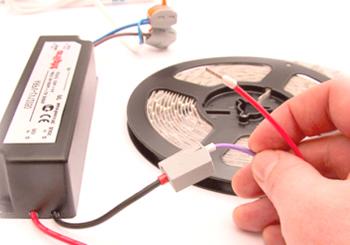 Kako izračunati moč LED traku