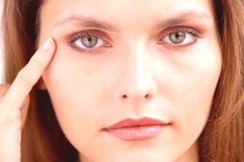 Panacea cosmética: remedios caseros para las arrugas debajo de los ojos.
