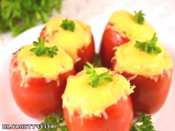 Recept: Polnjeni paradižnik z gobami