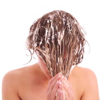 Чесново масло за коса: ревюта, приложение, маска от чесново масло