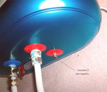 Kako izsušiti vodo iz kotlov različnih modelov: navodila, nasveti, video o servisiranju grelnikov vode