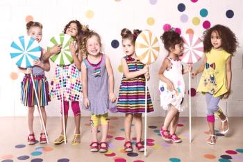 Otroška moda spomladi-poletja 2016 za deklice in dečke + fotografija