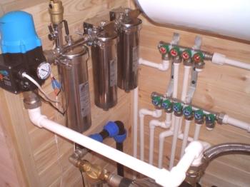 Montaža vodovodnih in kanalizacijskih sistemov: naprava