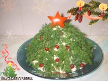 Recept: Novoletna Božična solata