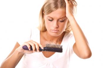 Cómo tratar la caída del cabello en casa.
