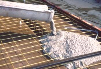 Las proporciones de arena y cemento para la cimentación: la relación entre la piedra triturada y sin ella.