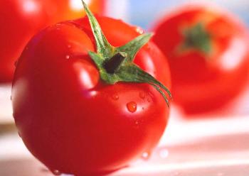 Beneficios del tomate y daño al cuerpo: vitaminas en tomates.