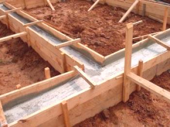Какъв вид бетон е необходим за основа на лентата?