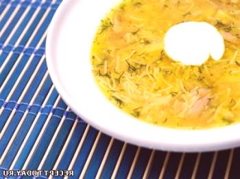 Recept: Zelenjavna juha z rezanci
