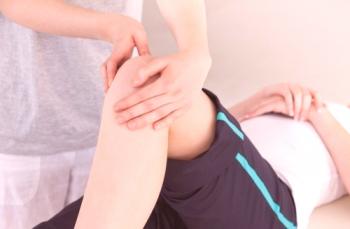 Какво причинява периартрит на колянната става?Как да го лекуваме?