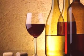 Cómo almacenar un vino casero para conservar el sabor y el beneficio.