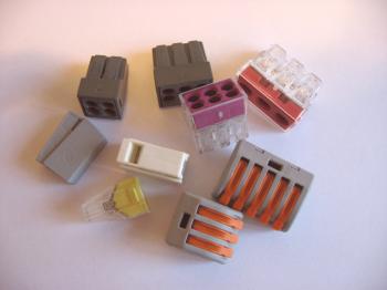 Conectores para cables - usos y tipos: tornillo y muelle.