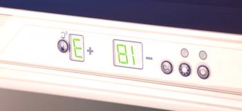 Kakšna je optimalna temperatura v hladilniku: načini