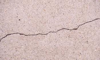 Zakaj se beton razpoči, ko je suh