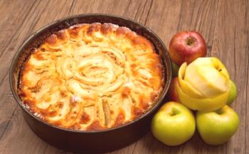 Lime torta z jabolki: različni recepti s fotografijami po korakih