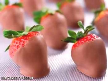Рецепта: Шоколадови ягоди