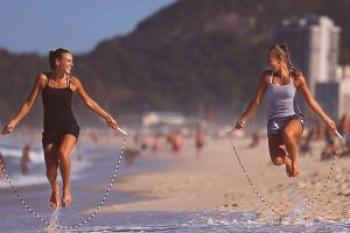 8 consejos y cuánto necesitas saltar sobre una cuerda para perder peso