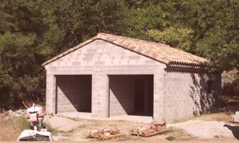Kako zgraditi garažo z gaziranim betonom z lastnimi rokami?