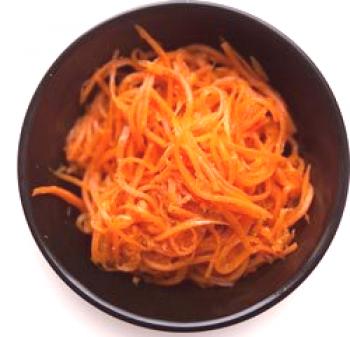 Zanahoria en coreano en casa: una receta paso a paso para una foto