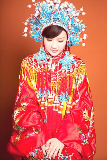 Tradiciones de boda en China y vestidos en estilo chino.