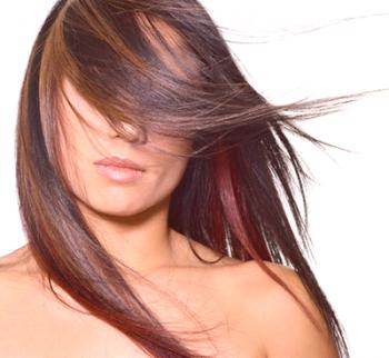 Овлажняващо масло за коса: нанасяне на етерични масла за овлажняване на върховете на косата