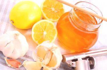 Miel con dolor de garganta: puedes miel con angina