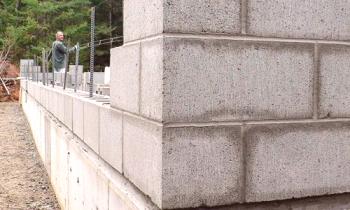 El consumo de pegamento para concreto aireado en mampostería de 1 m 2 (video)