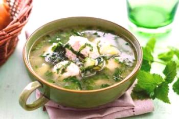 Sopa de ortiga: 4 recetas de sabrosa sopa