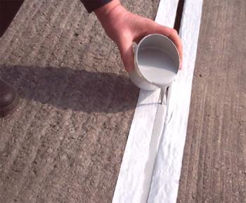 Kako položiti šive v betonskih tleh?