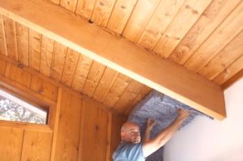 Ogrevanje stropa v leseni hiši z lastnimi rokami: diagram in video navodila