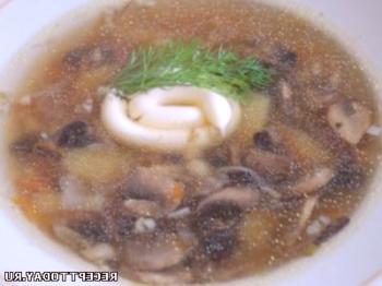 Recept: gobova juha iz svežih gob