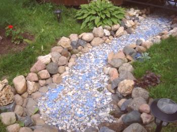 Idea para el jardín: imitando el agua en el país.