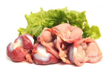 Estómago del pollo: bueno y malo, contenido de colesterol.