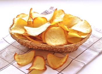 Chips en el microondas en casa: recetas de la foto