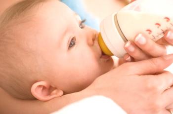 Cómo mantener a la derecha la leche materna desnatada: congelar, descongelar
