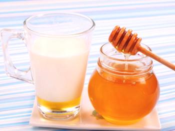Leche con miel de la tos, propiedades útiles, recetas efectivas.