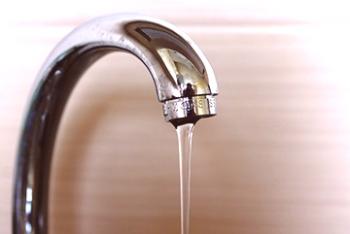 Kako povečati pritisk vode v stanovanju: praktični nasveti