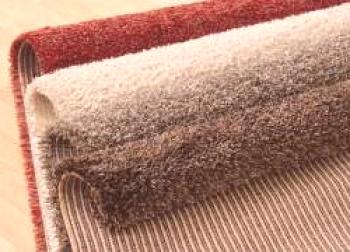 Cómo laminar alfombras, la correcta colocación de la cubierta.