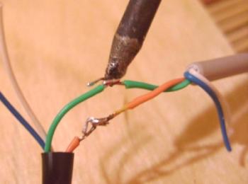 Métodos de conexión de cables eléctricos: mantener contacto.