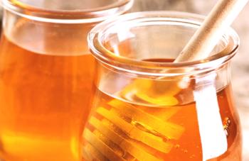 Prevención de enfermedades del corazón con miel y productos apícolas.