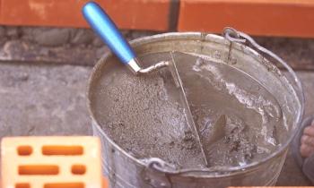 Preparación de la solución cemento-arena.